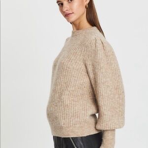 LEITH puff shoulder sweater size S